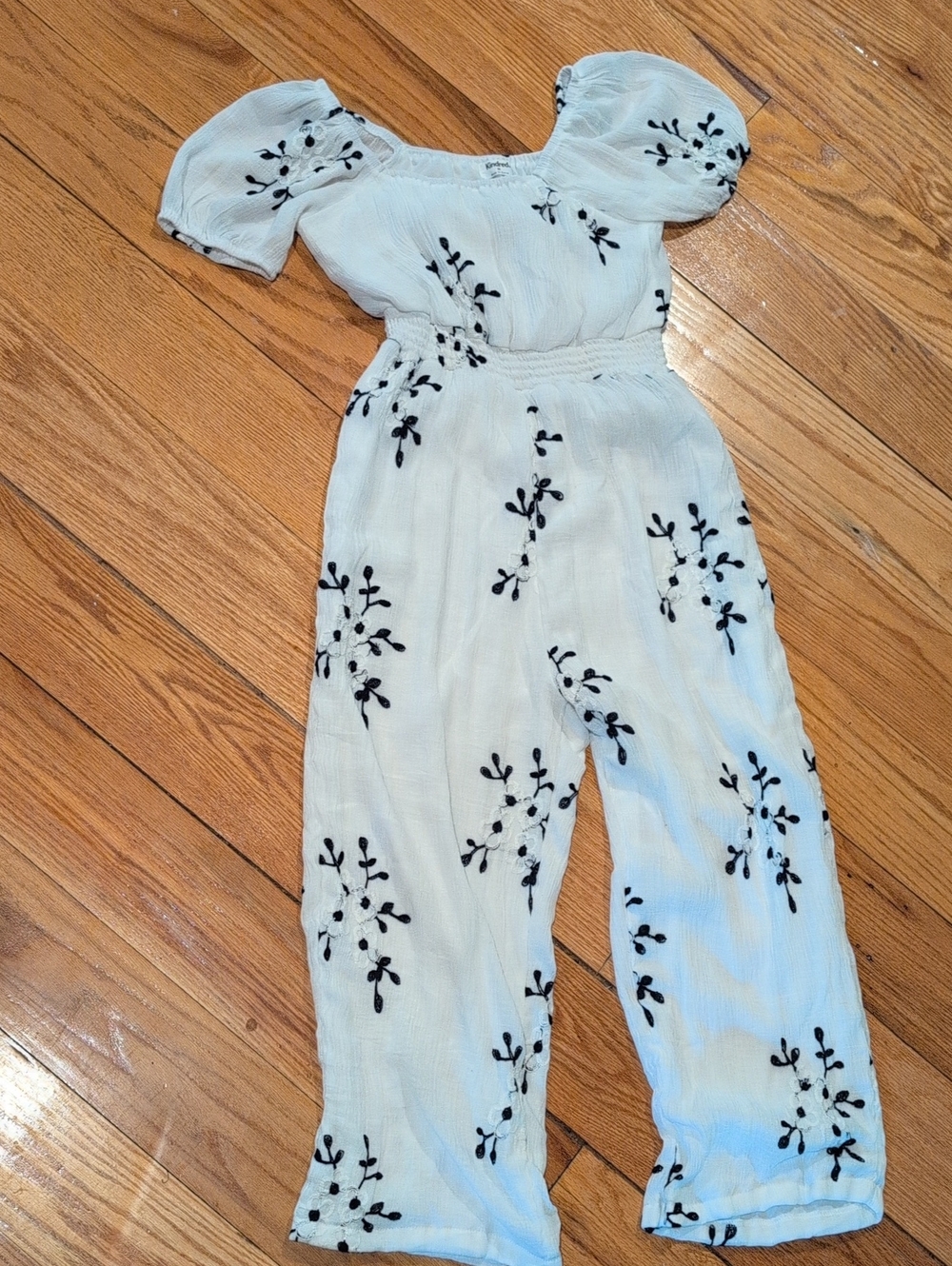 White Embroidered Puff-Sleeve Jumpsuit